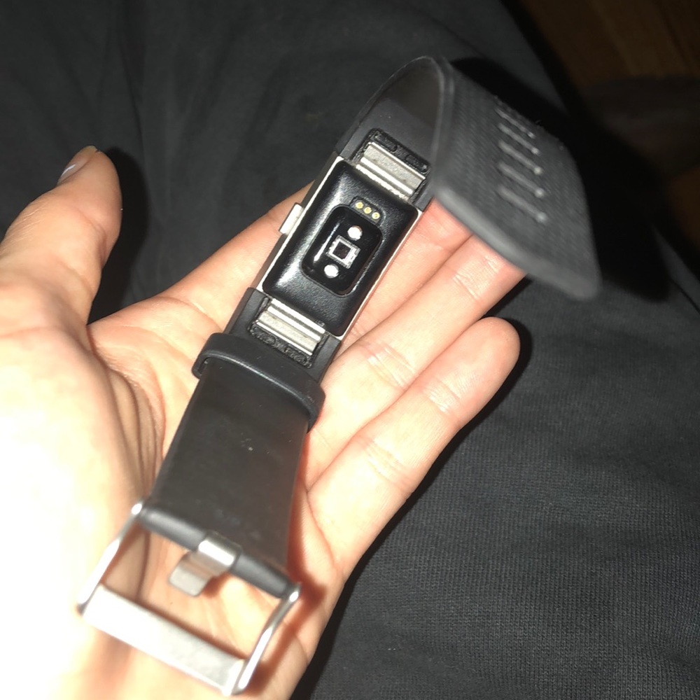 FIT BIT - Picture 2 of 2
